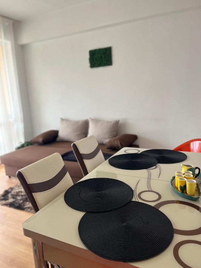 Anissia Apartament Appartamento Sinaia Esterno foto